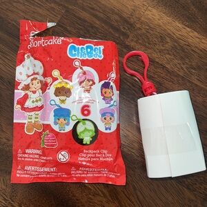 Strawberry Shortcake - Cheebee Bag Clip